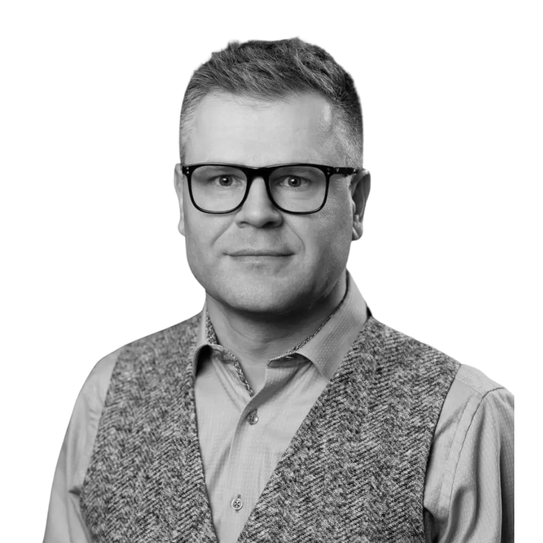 Алексей Улановский — профессор Московской школы управления «Сколково», эксперт по лидерству и организационному поведению